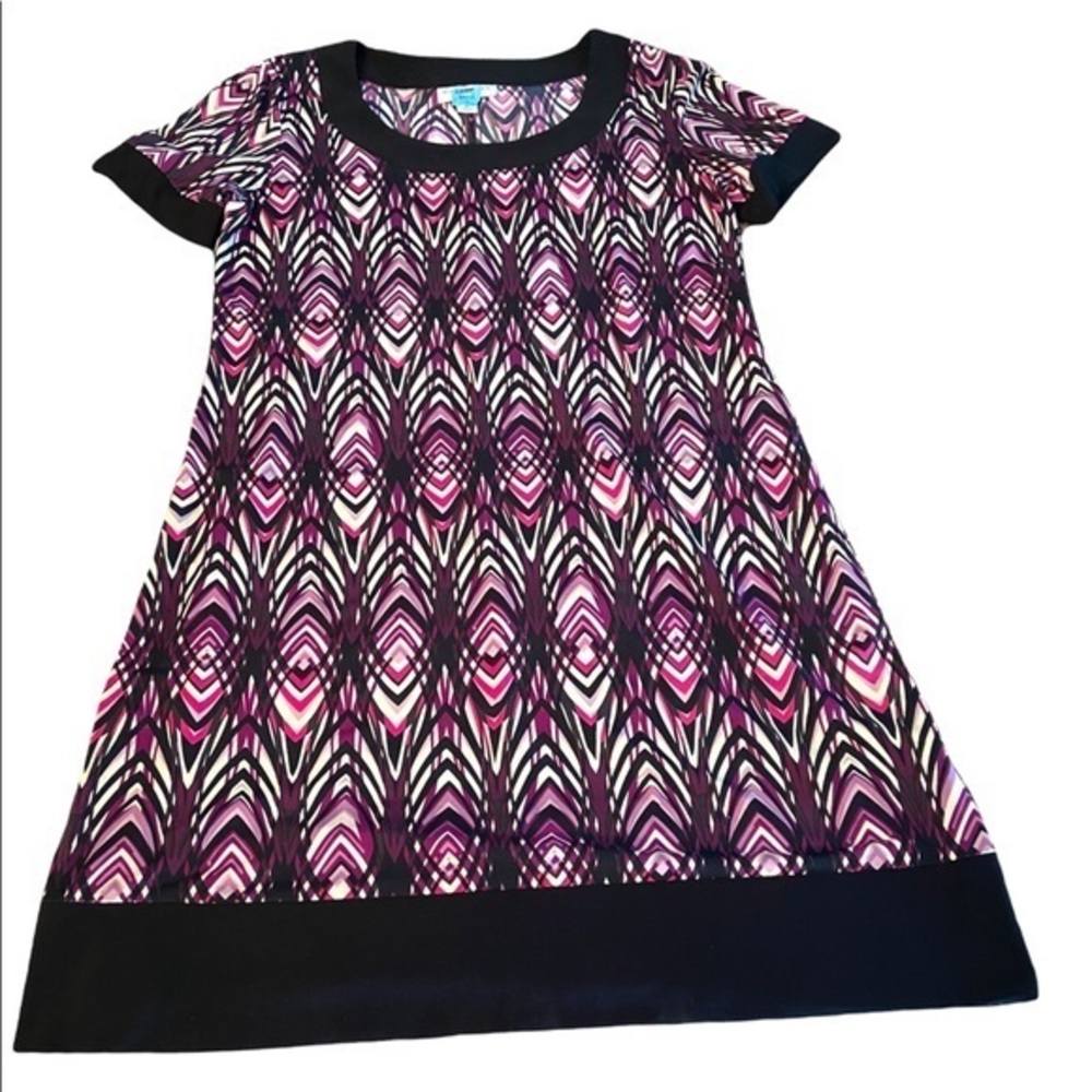 Purple Pink Black Geo Print Short Sleeve Shift Dress